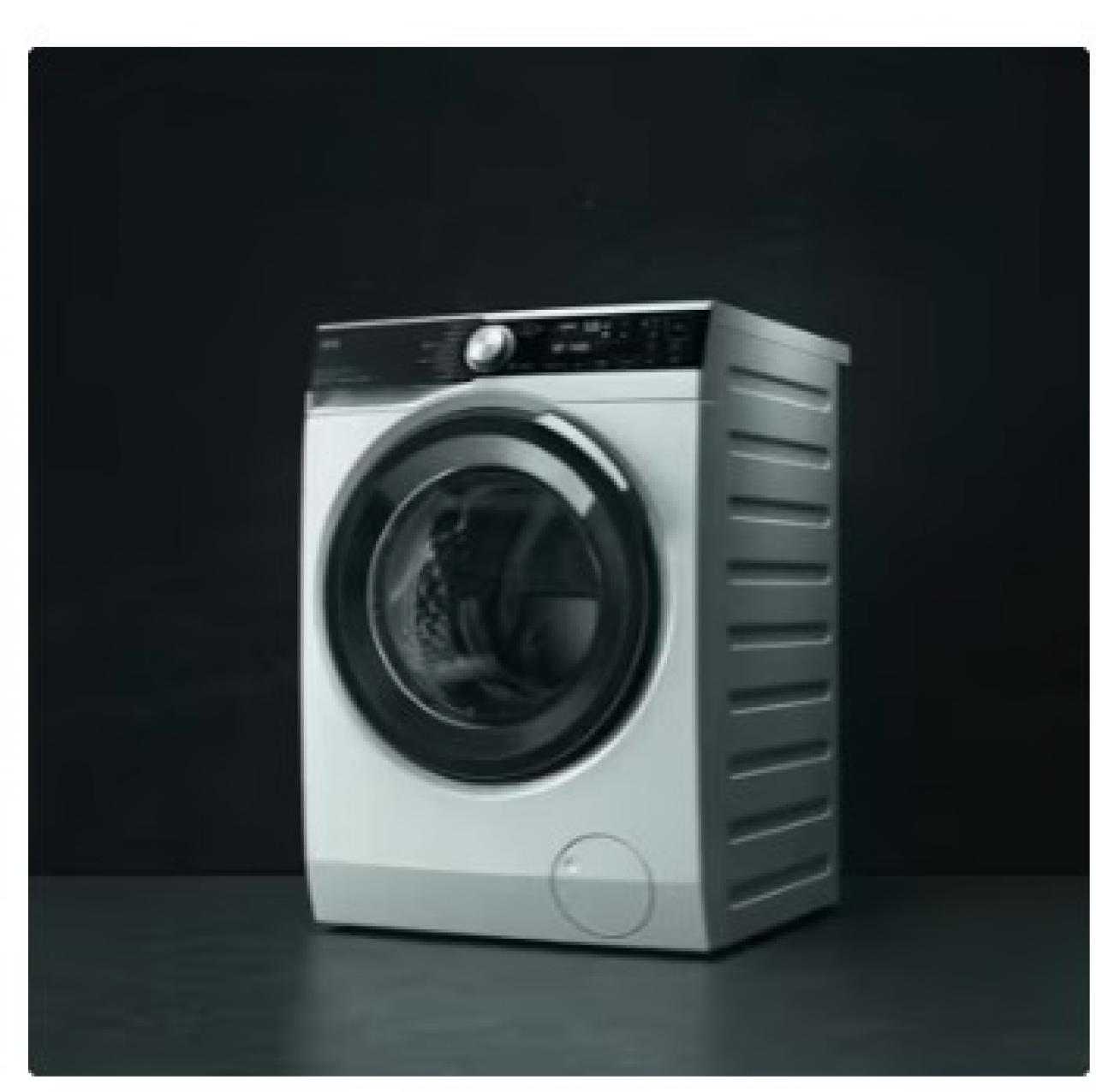 Стиральная машина с сушкой AEG LWR85165A